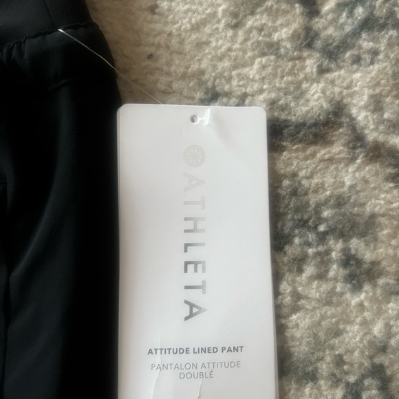 New with tags! Athleta Attitude Lined Joggers size 8 - Picture 3 of 5